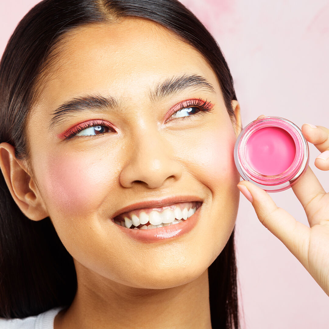 Makeup Revolution Mousse Blusher - Zine Beauty Shop