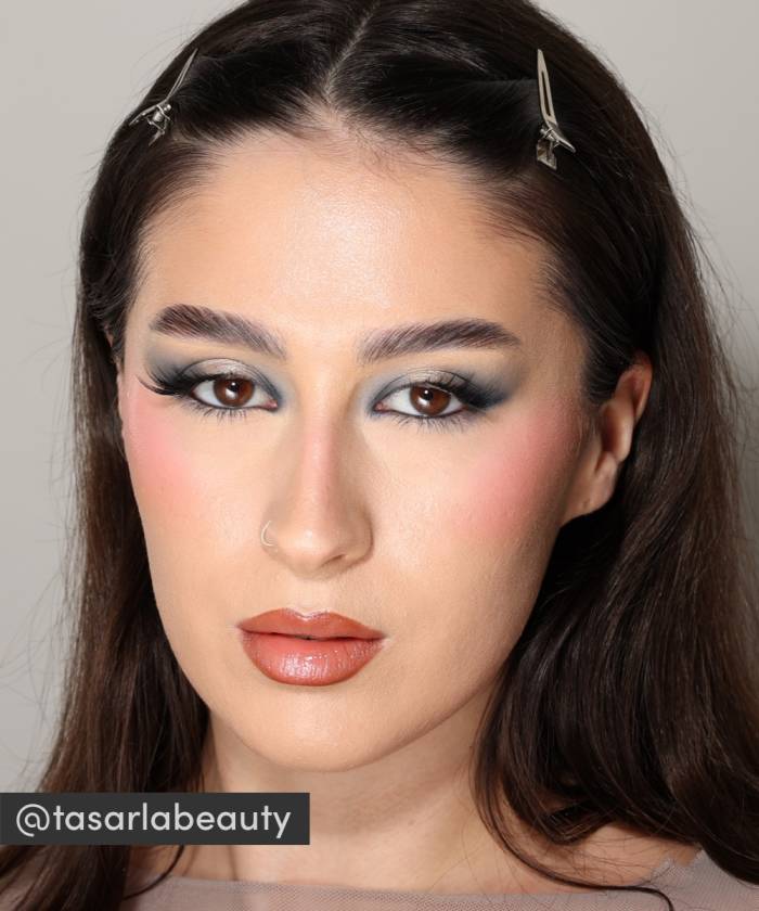 BEAUTY BAY Smoky 42 Colour Palette - Zin Beauty Shop - Zine Beauty Shop