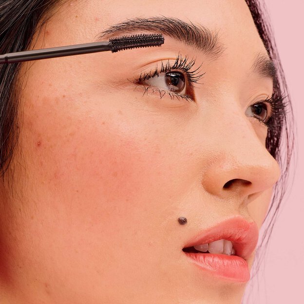 Benefit Roller Lash mascara - Zine Beauty Shop - Zine Beauty Shop