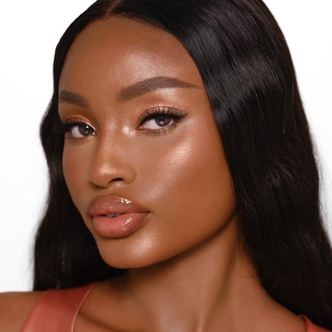 Charlotte Tilbury HOLLYWOOD GLOW GLIDE FACE ARCHITECT HIGHLIGHTER - Zin Beauty Shop - Zine Beauty Shop
