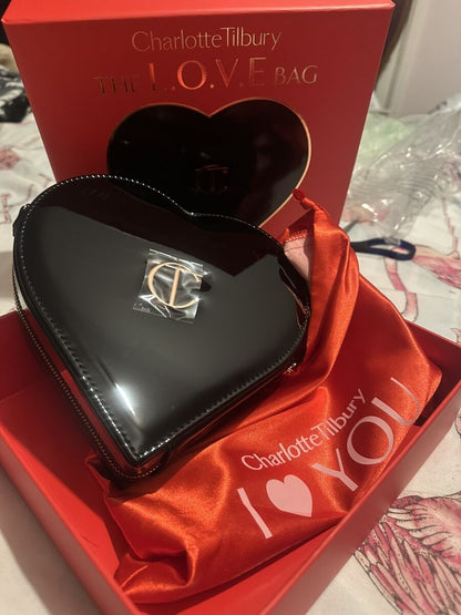 Charlotte Tilbury L.O.V.E. BAG LIMITED EDITION BLACK - Zin Beauty Shop - Zine Beauty Shop