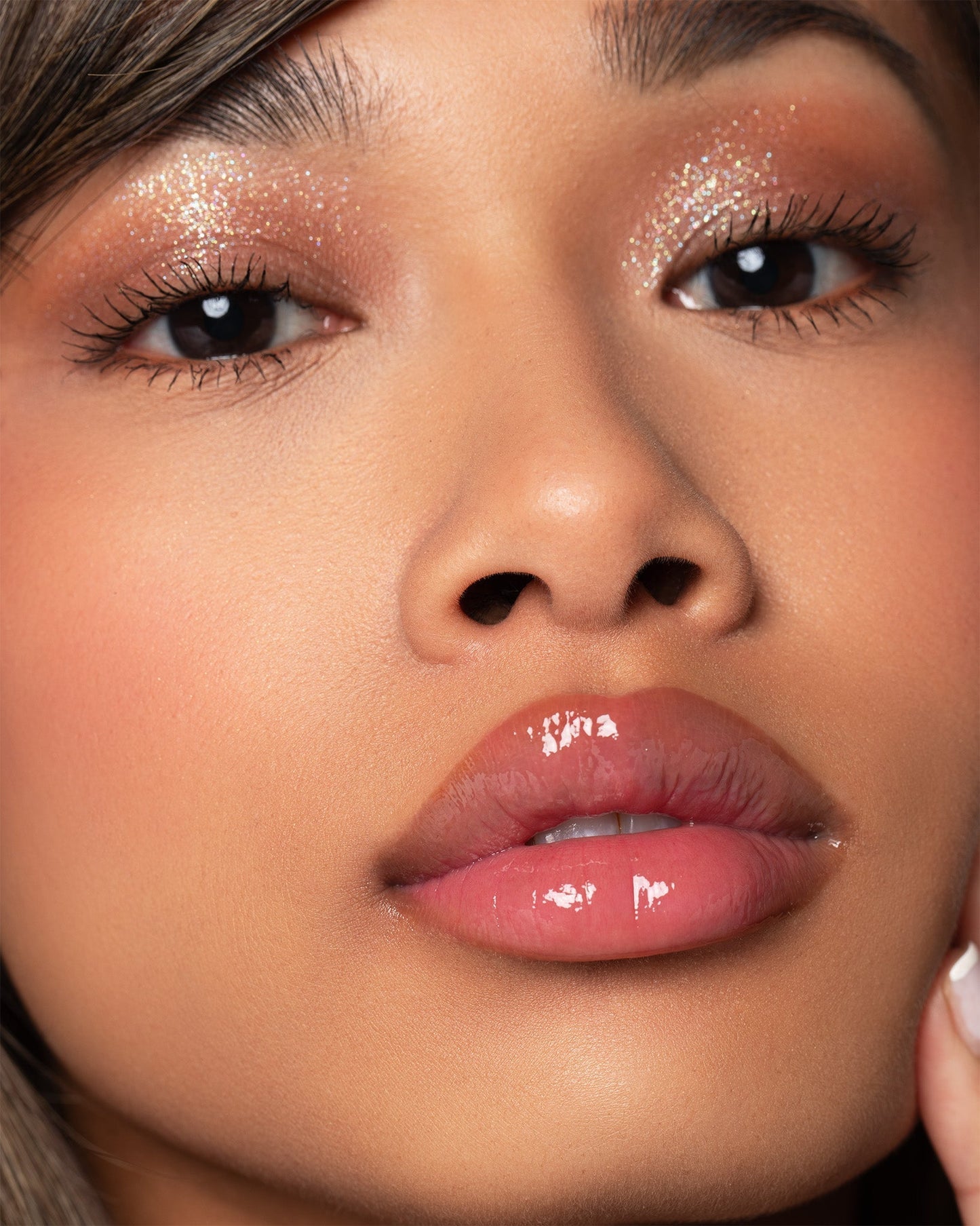 Dose Of Colors It's Literally Magic Multi-Use Shimmer Stick - Zin Beauty Shop - Zine Beauty Shop