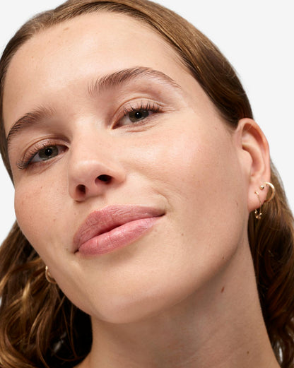 Glossier Lip Balm Dotcom 15ml - Zin Beauty Shop - Zine Beauty Shop
