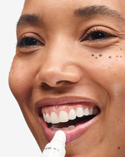 Glossier Lip Balm Dotcom 15ml - Zin Beauty Shop - Zine Beauty Shop