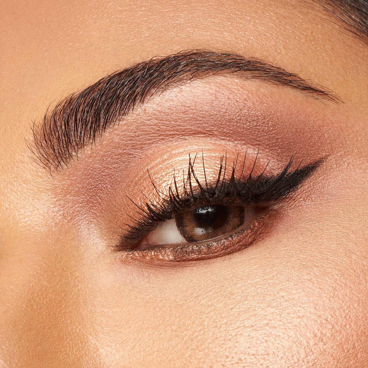 Huda Beauty NUDE Obsessions Eyeshadow Palette - Zin Beauty Shop - Zine Beauty Shop