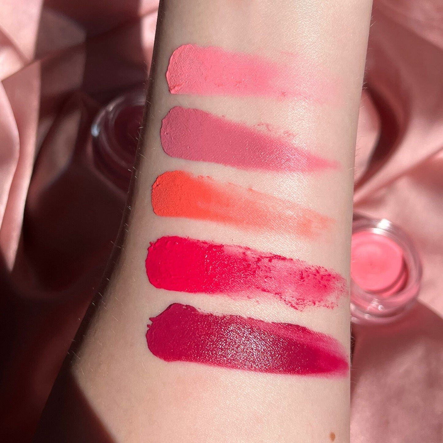 Makeup Revolution Mousse Blusher - Zin Beauty Shop - Zine Beauty Shop
