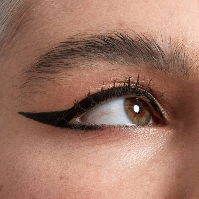NYX EPIC WEAR LIQUID LINER - Zin Beauty Shop - Zine Beauty Shop