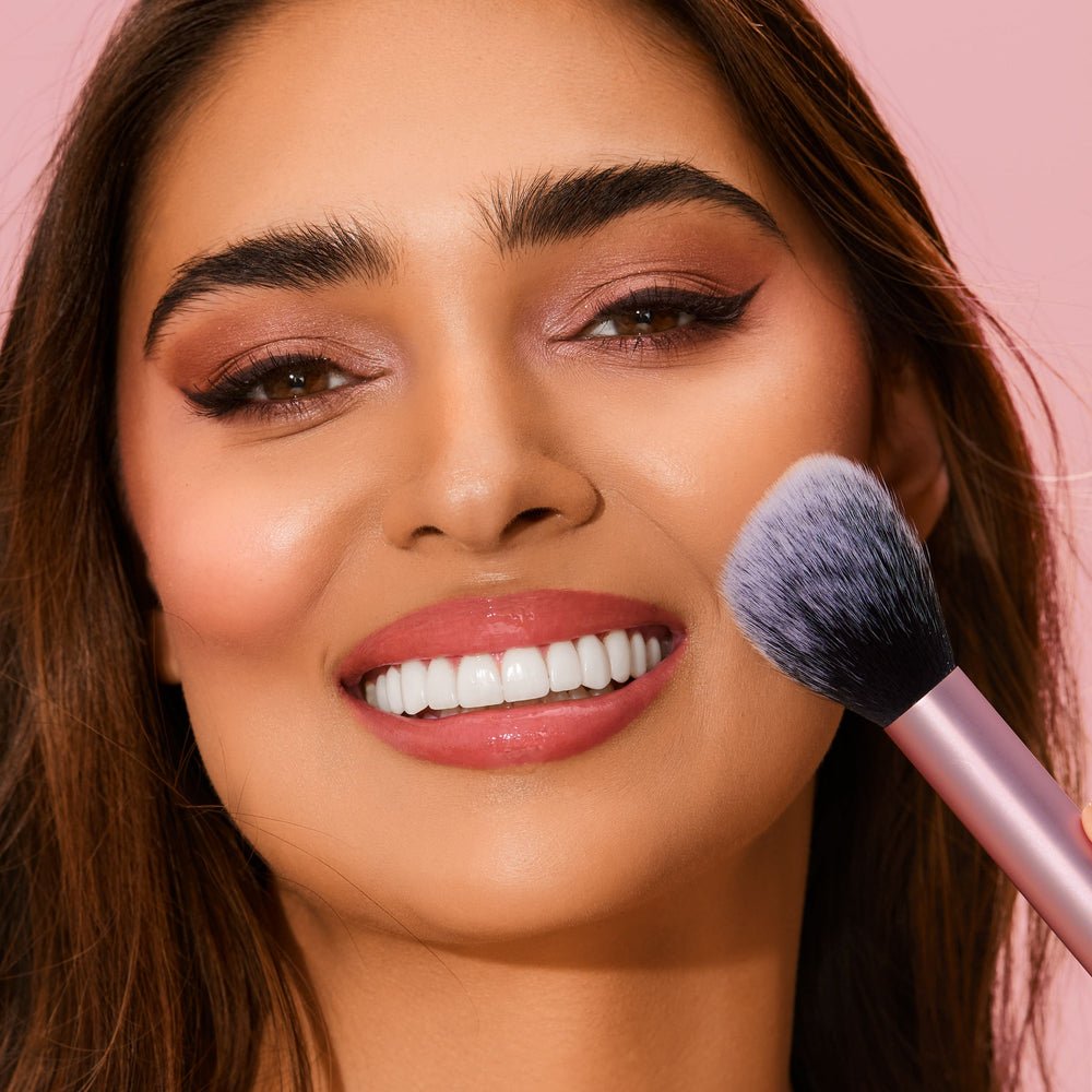 Real Technique Everyday Essentials Makeup Brush Set - Zin Beauty Shop - Zine Beauty Shop