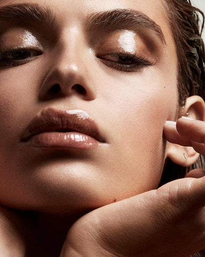 Fenty Beauty GLOSS BOMB UNIVERSAL LIP LUMINIZER - Zine Beauty Shop