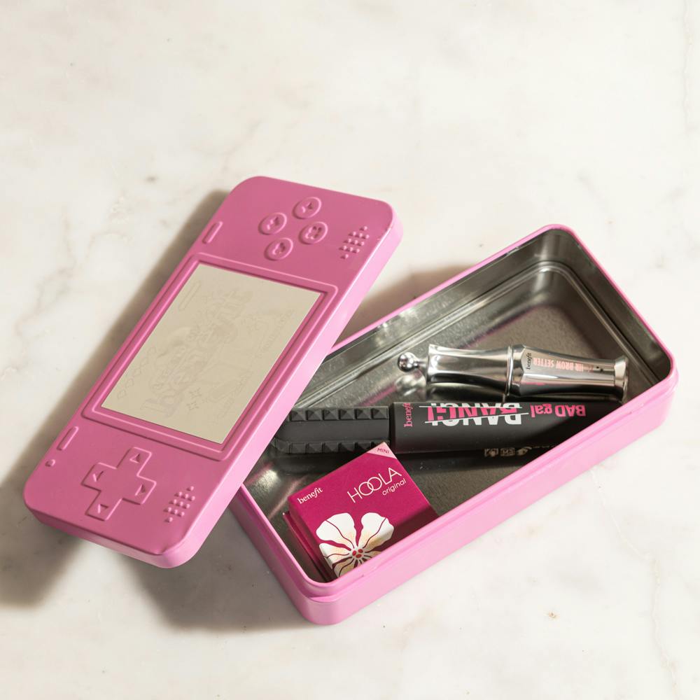 Benefit Game Joy gift set