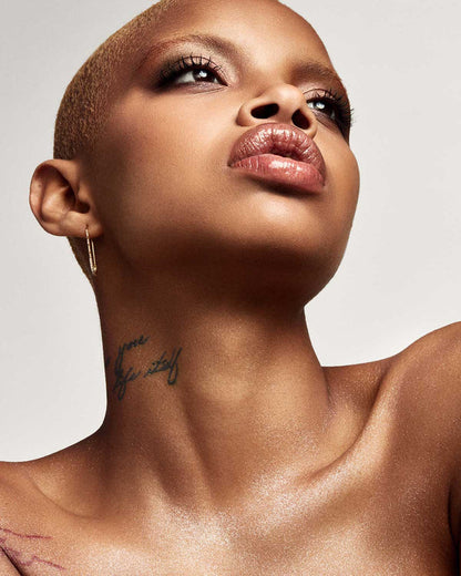 Fenty Beauty DIAMOND BOMB ALL-OVER DIAMOND VEIL Highlighter - Zine Beauty Shop
