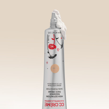 Erborian CC Cream Doré
Even Tone Skin Perfector "Healthy Glow" Effect - Zine Beauty Shop